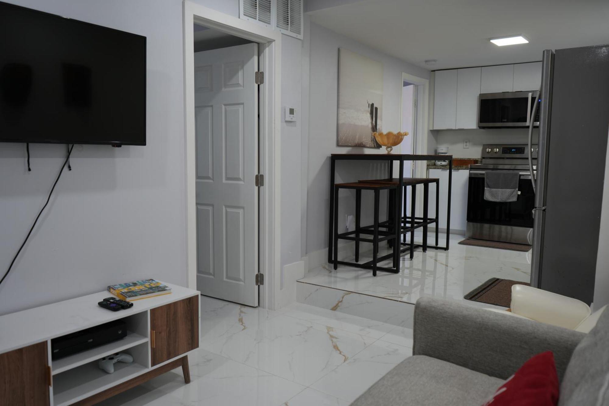 Charming Two Bedroom Apartment. 迈阿密 外观 照片